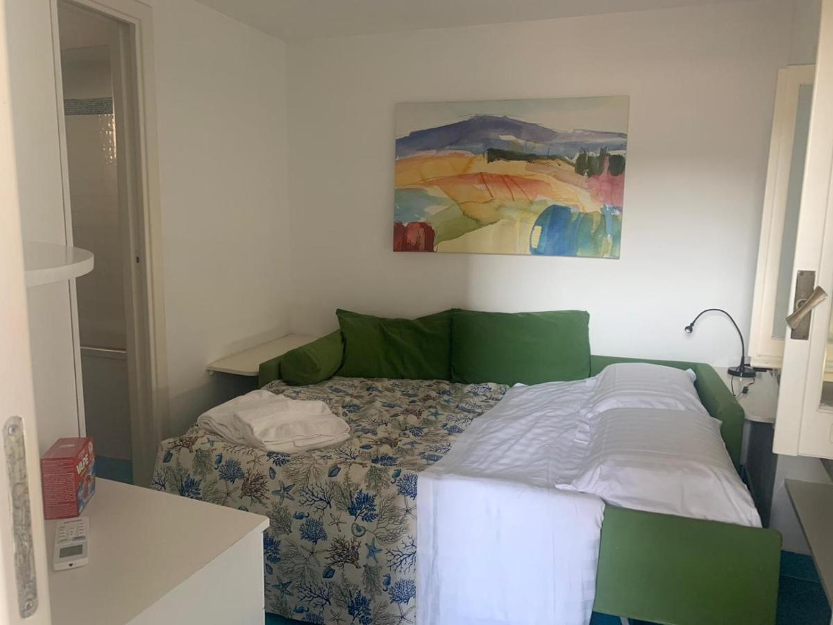 Piazzetta Sweet Home กาปรี ภายนอก รูปภาพ